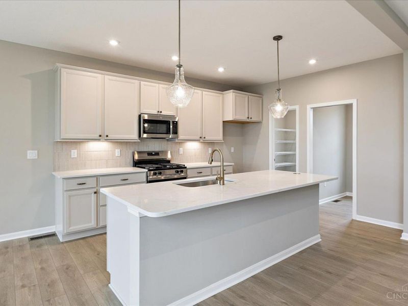 6513 River Birch Street, Tipp City, OH 45371 Photo 3
