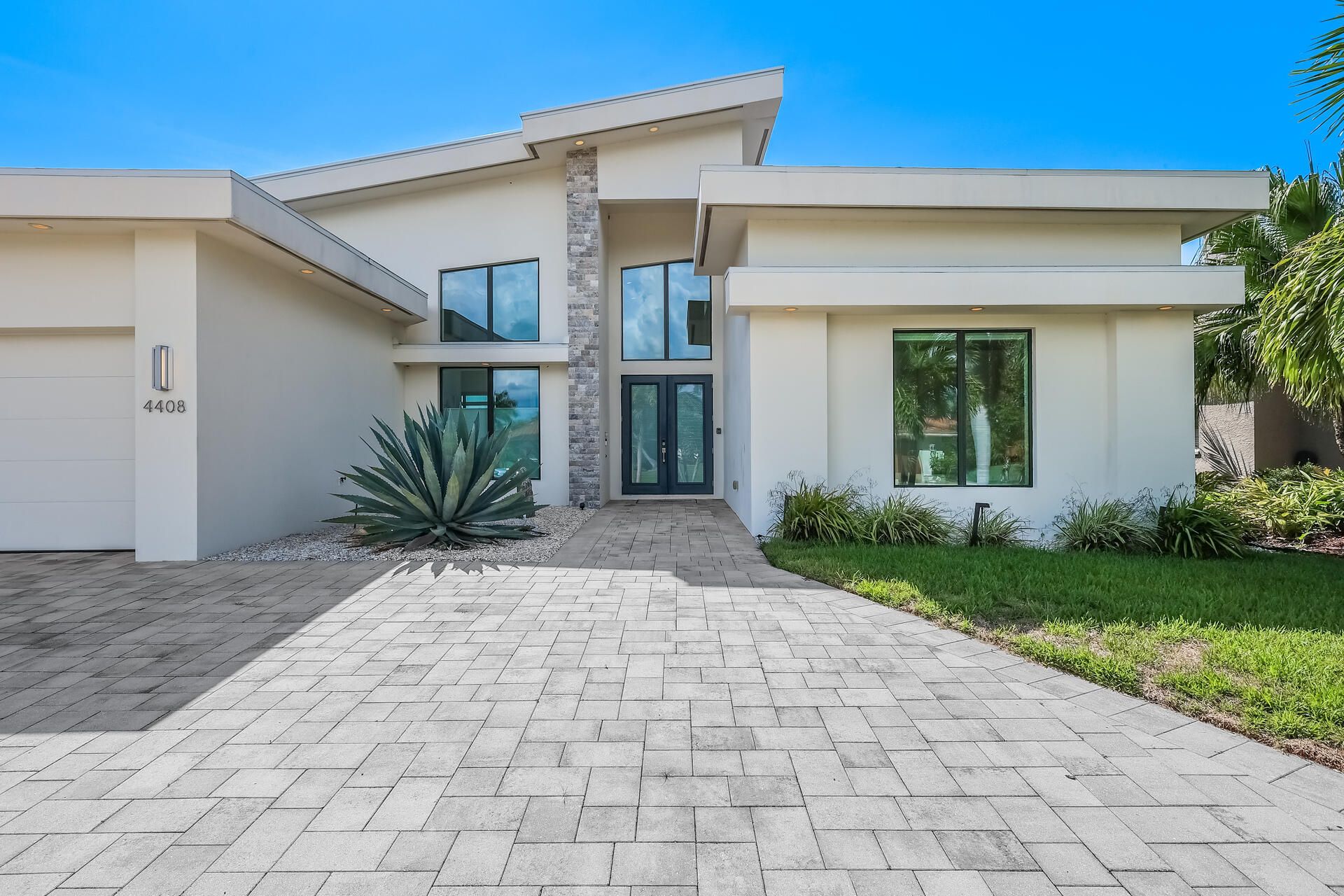 4408 SW 28th Pl, Cape Coral, FL 33914 Photo