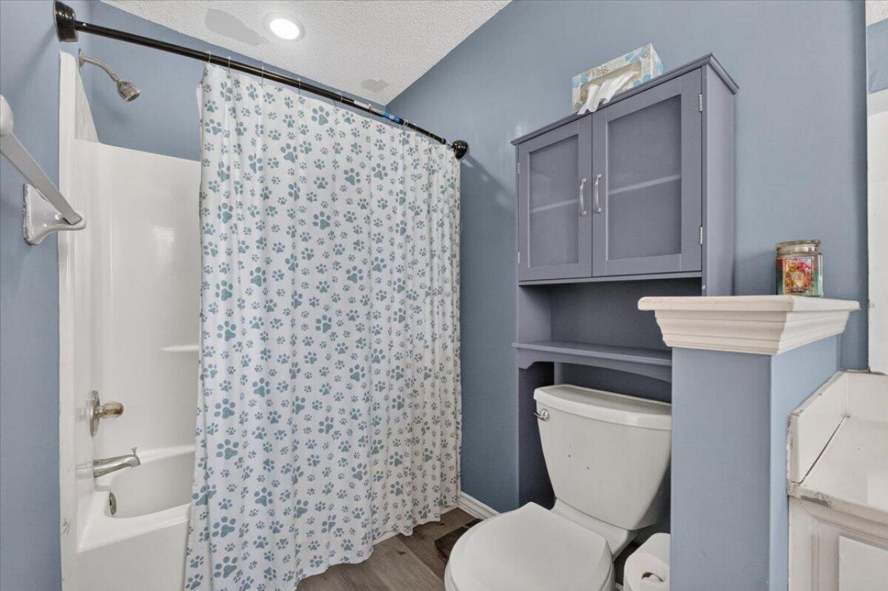 105 Blackwalnut Drive Photo 30