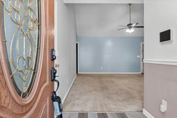 105 Blackwalnut Drive photo 4