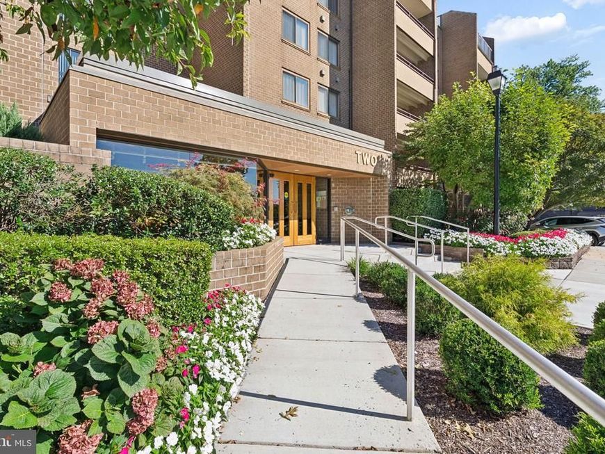 2 High Stepper Court, Unit 104, Pikesville, MD 21208 Main Photo