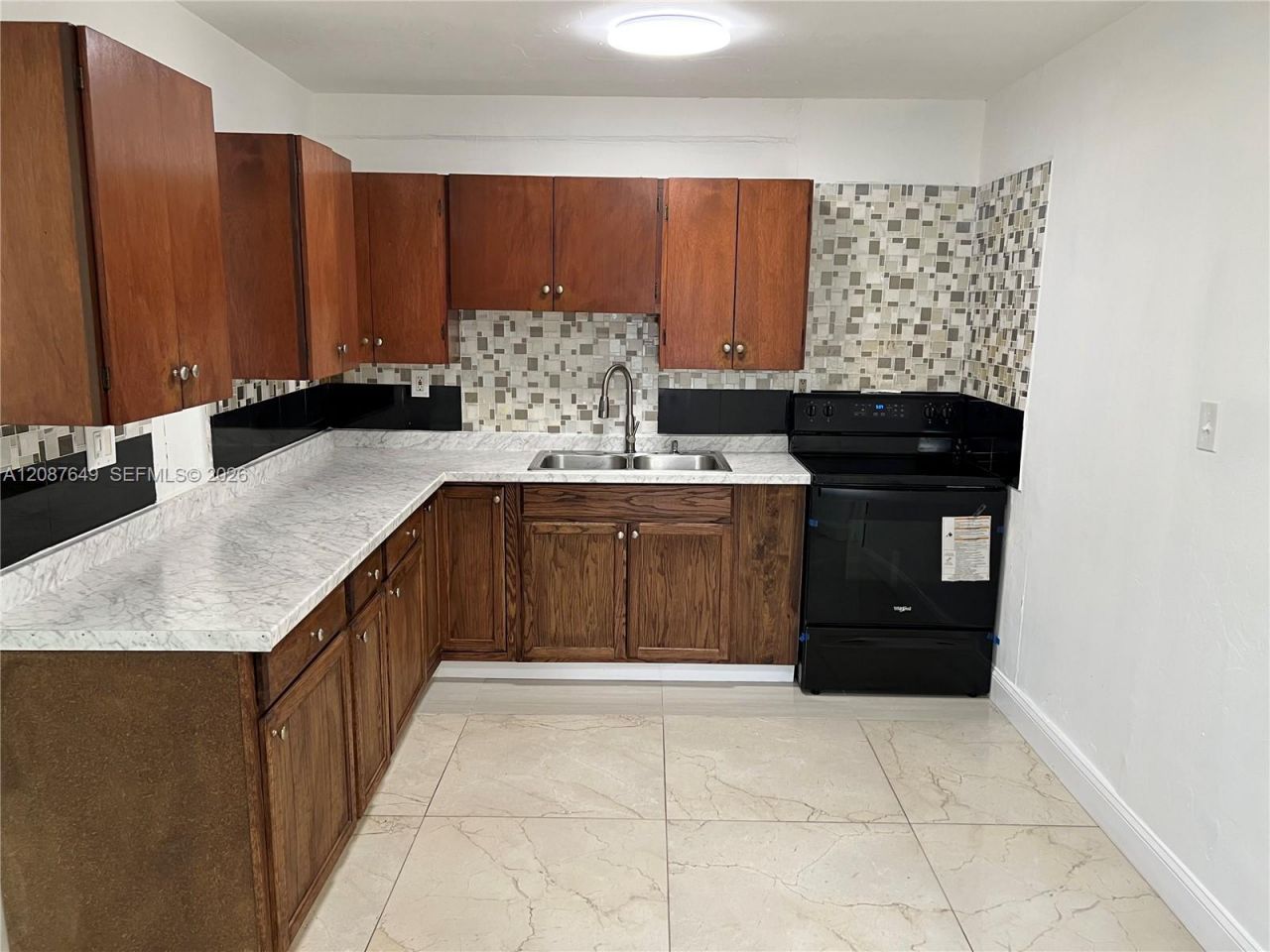 1740 NW 90th St, Miami, FL 33147 Photo