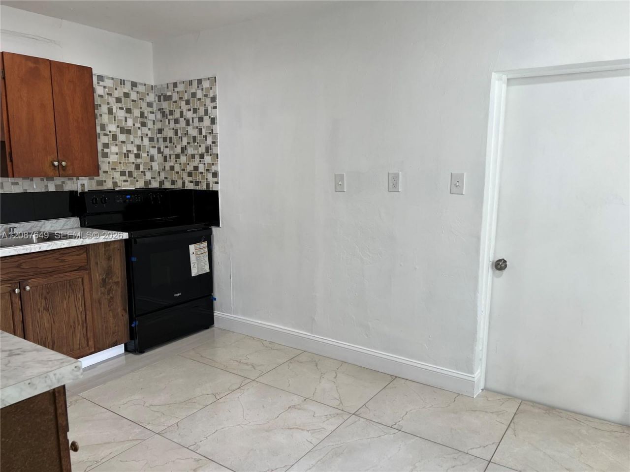 1740 NW 90th St, Miami, FL 33147 Photo