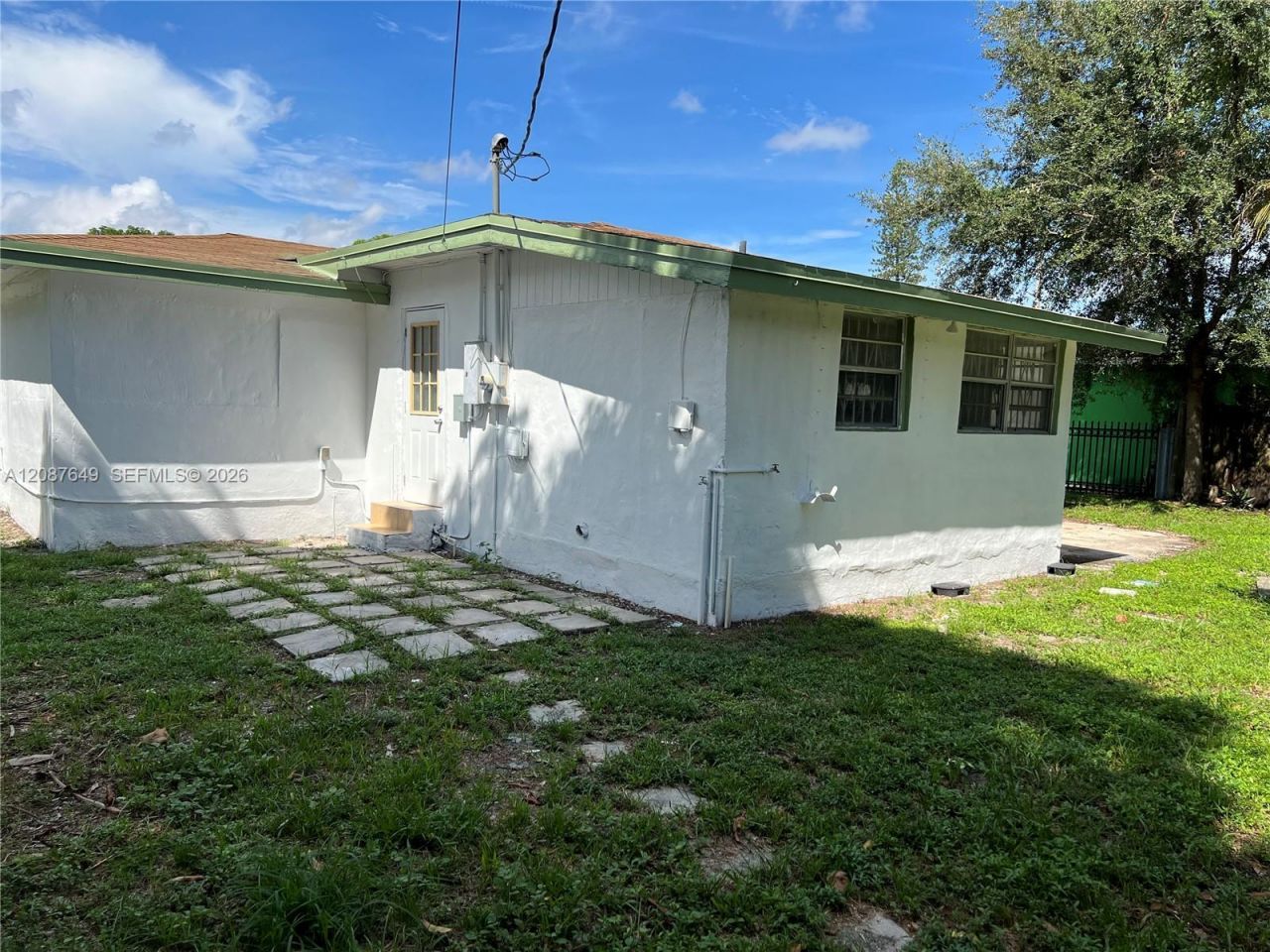 1740 NW 90th St, Miami, FL 33147 Photo