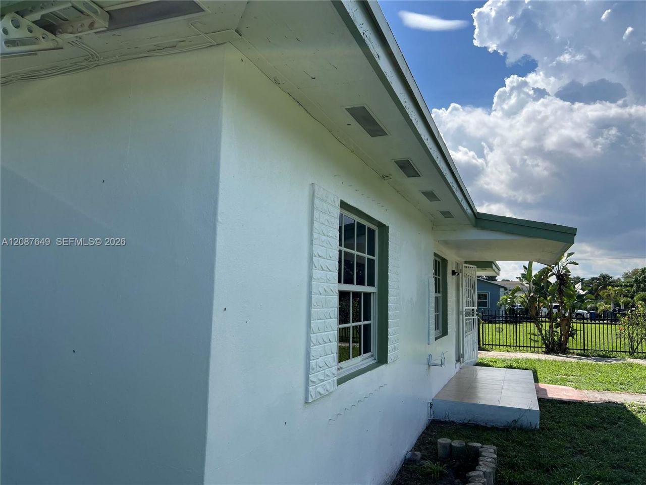 1740 NW 90th St, Miami, FL 33147 Photo