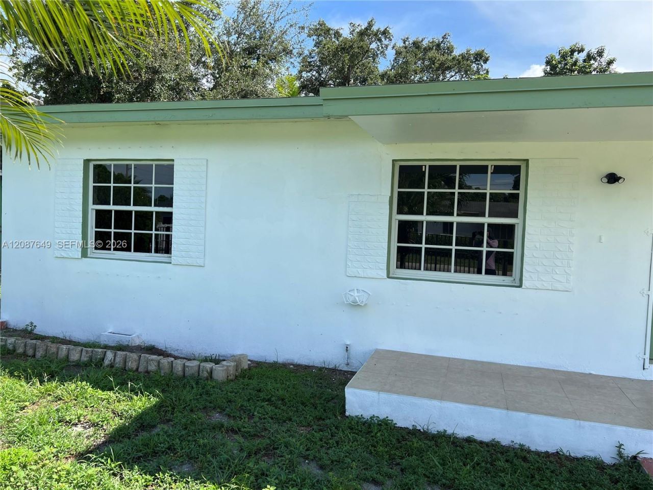1740 NW 90th St, Miami, FL 33147 Photo