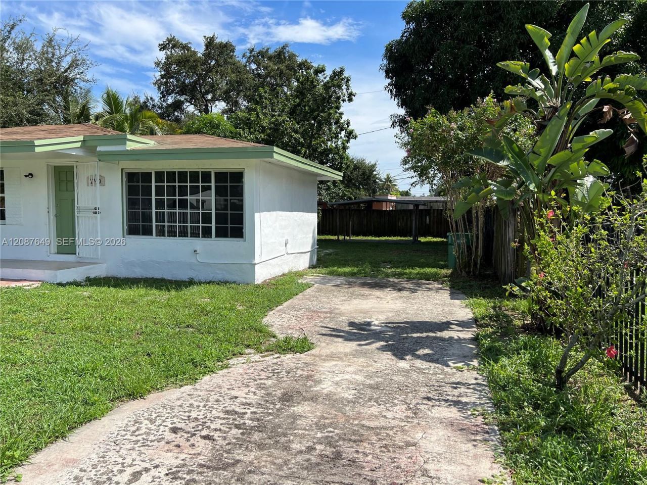 1740 NW 90th St, Miami, FL 33147 Photo