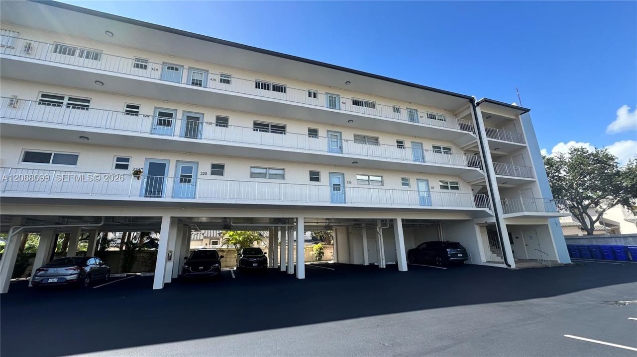 1967 S Ocean Blvd, Unit 329-D, Lauderdale by the Sea, FL 33062 Photo
