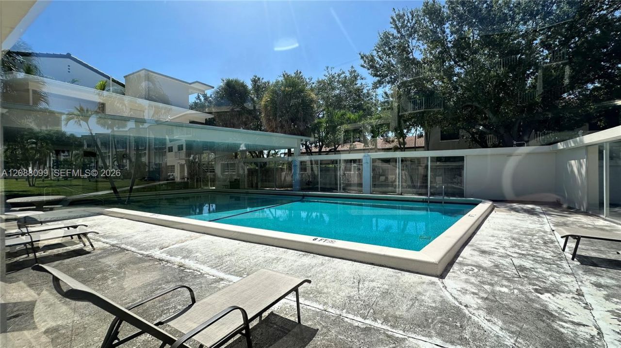 1967 S Ocean Blvd, Unit 329-D, Lauderdale by the Sea, FL 33062 Photo