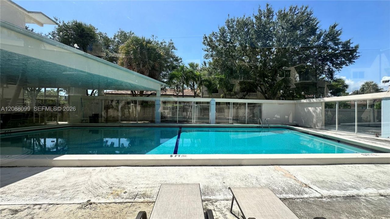 1967 S Ocean Blvd, Unit 329-D, Lauderdale by the Sea, FL 33062 Photo