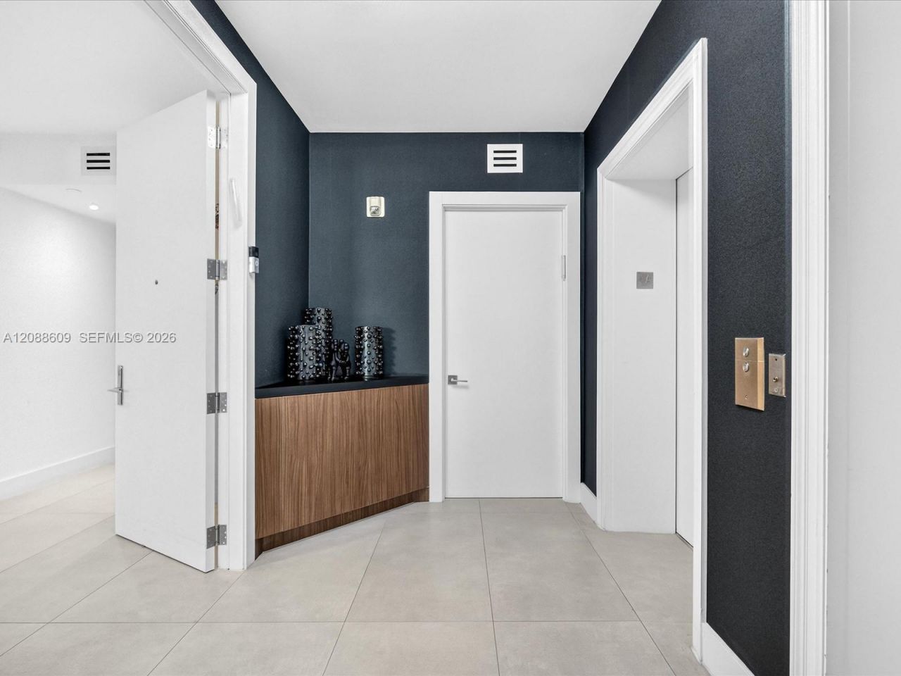 3201 NE 183rd St, Unit 402, Aventura, FL 33160 Photo