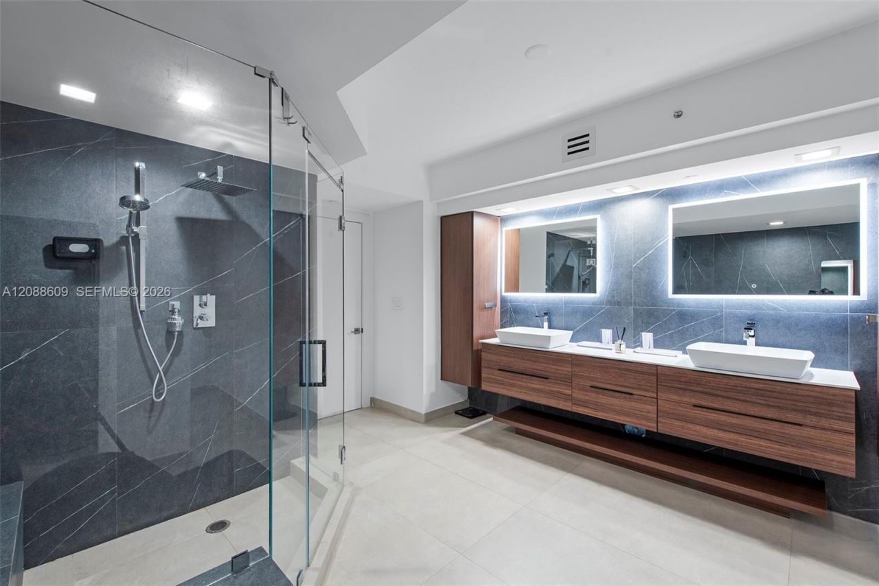 3201 NE 183rd St, Unit 402, Aventura, FL 33160 Photo