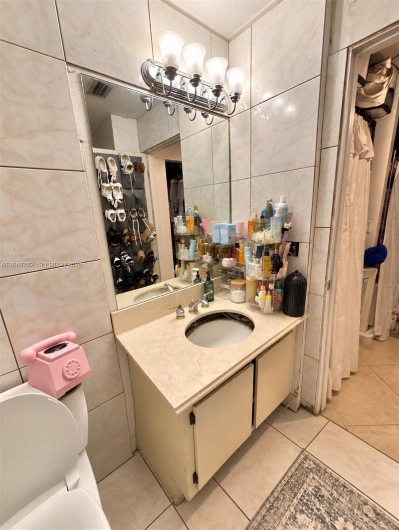 7642 NW 38th Ct , Sunrise, FL 33351 Photo