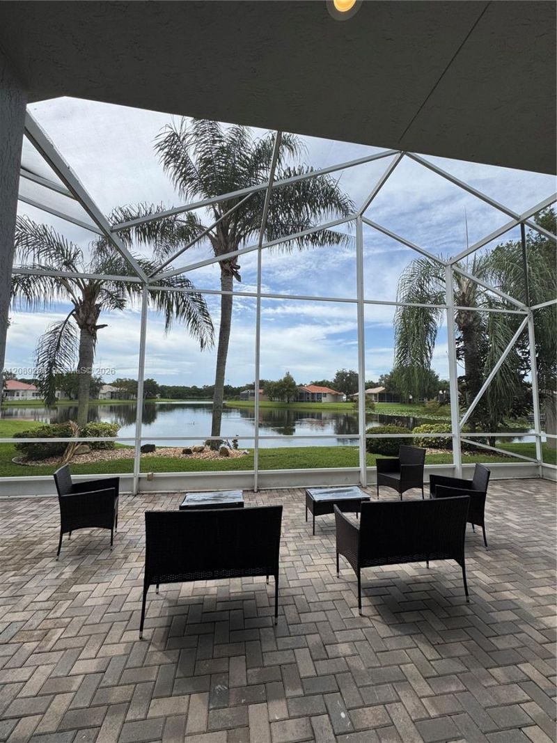 6525 Pavone St, Lake Worth, FL 33467 Photo