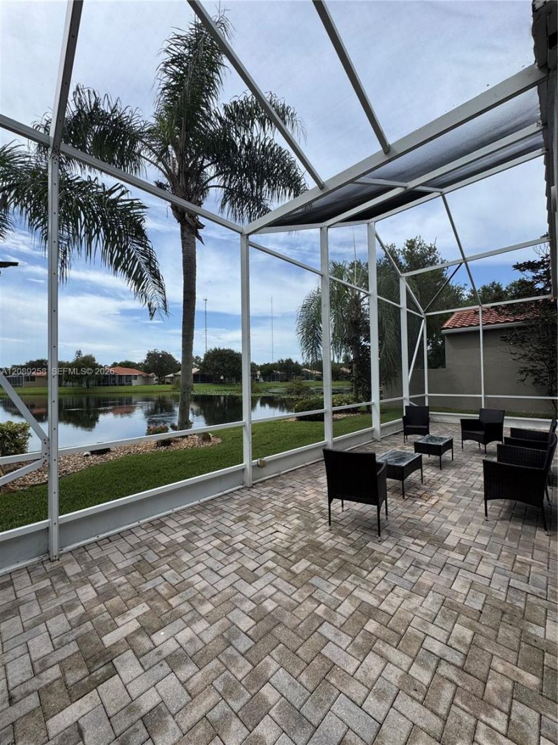 6525 Pavone St, Lake Worth, FL 33467 Photo