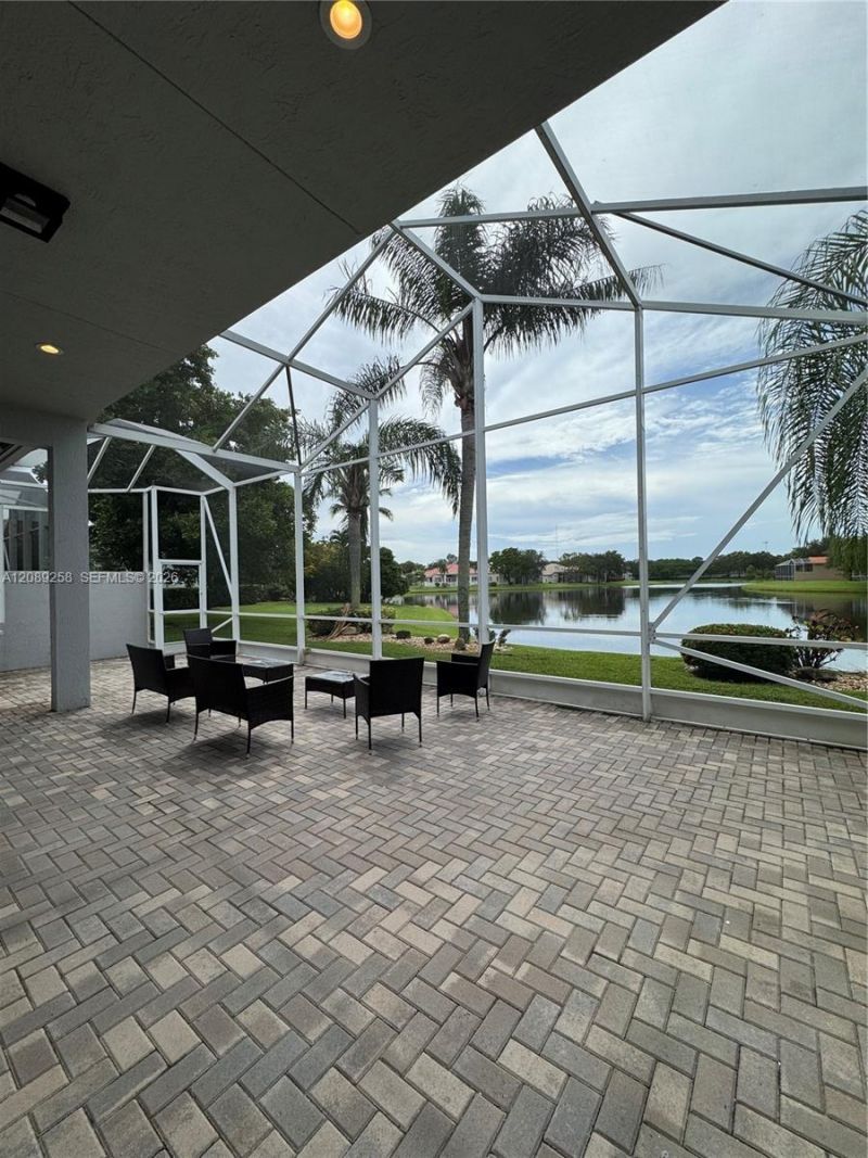 6525 Pavone St, Lake Worth, FL 33467 Photo