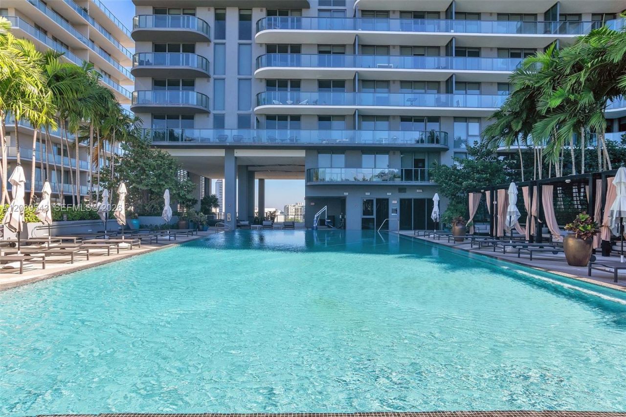 121 NE 34th St, Unit 905, Miami, FL 33137 Photo