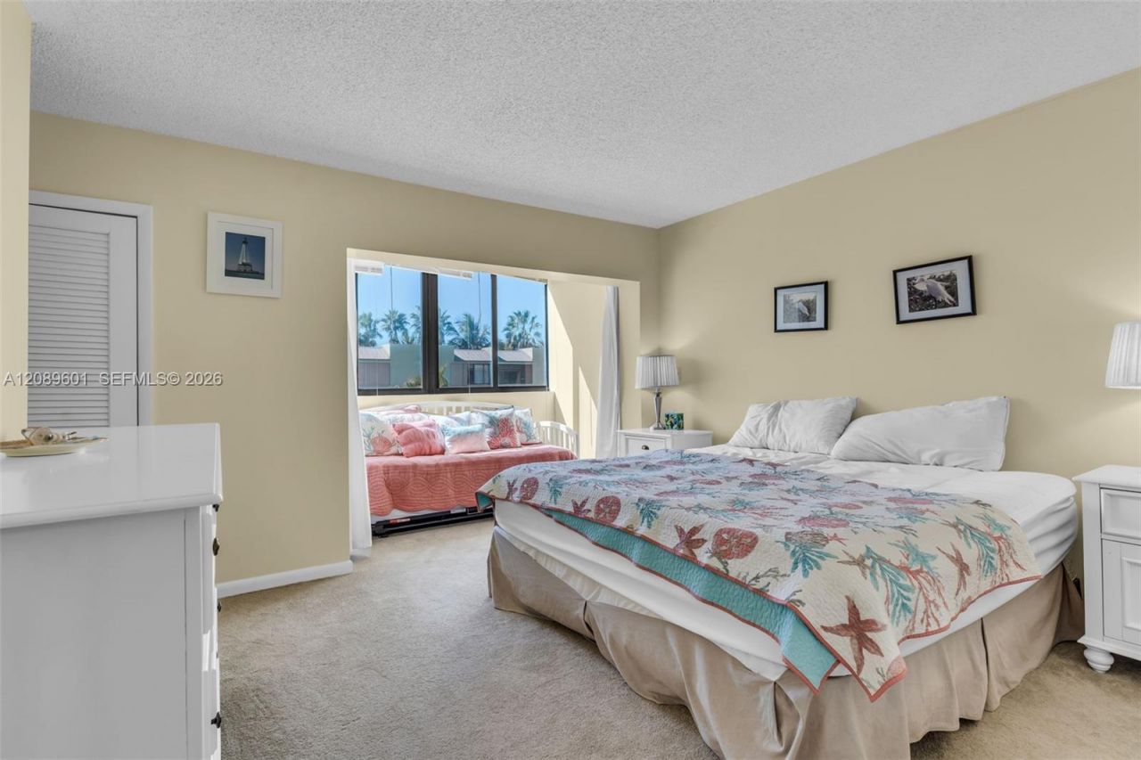 87465 Old Hwy 215 Hwy , Unit 215, Plantation Key, FL 33036 Photo