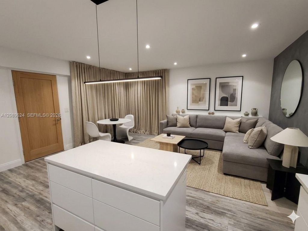 Please Call For Address, Unit 304U, Pembroke Pines, FL 33027 Photo