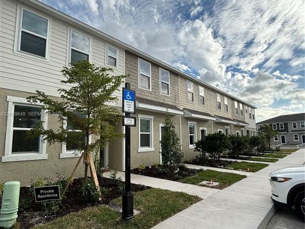 8768 DAYBREAK , Unit 8768, Sarasota, FL 34241