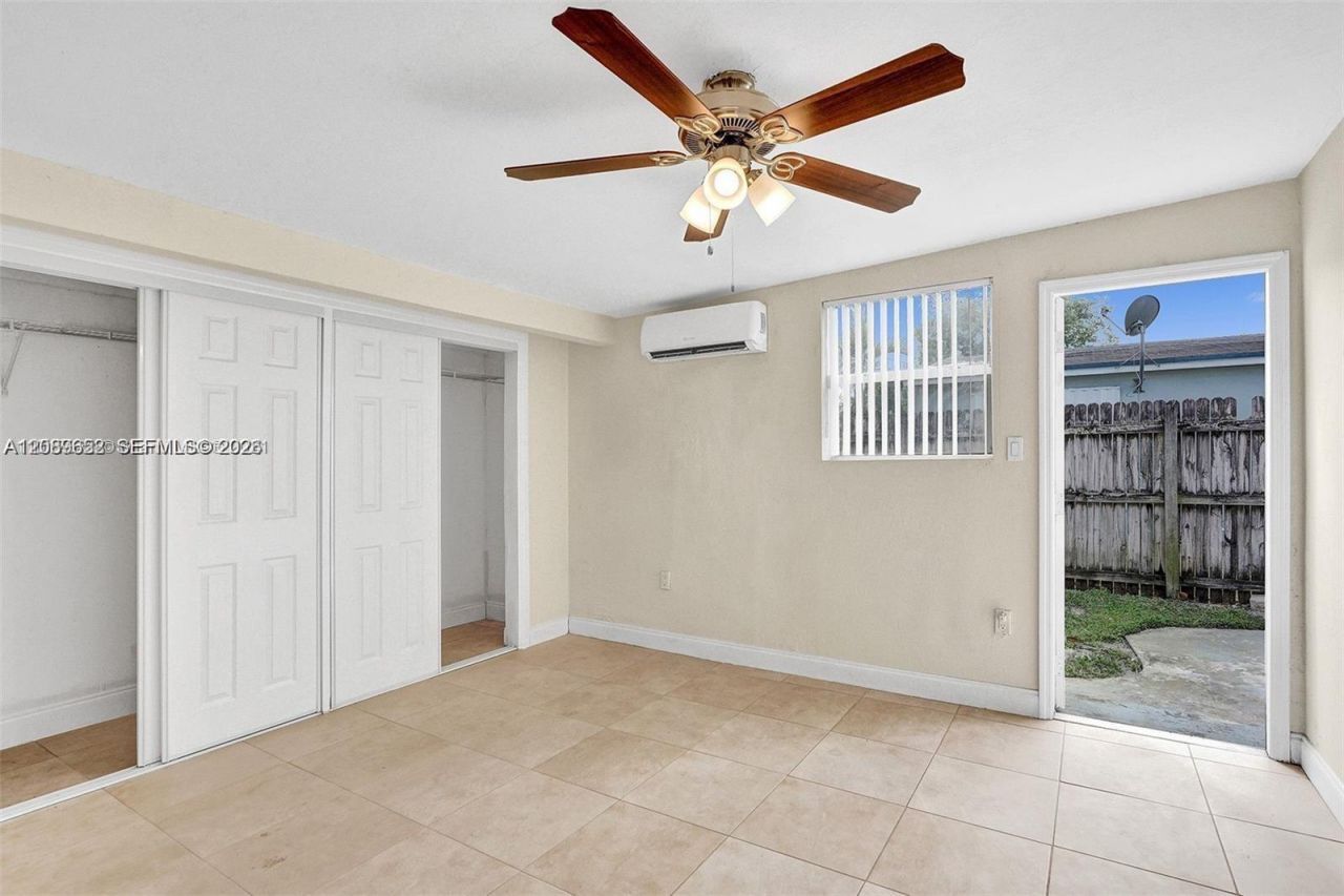 6720 Freedom St , Unit A, Hollywood, FL 33024 Photo