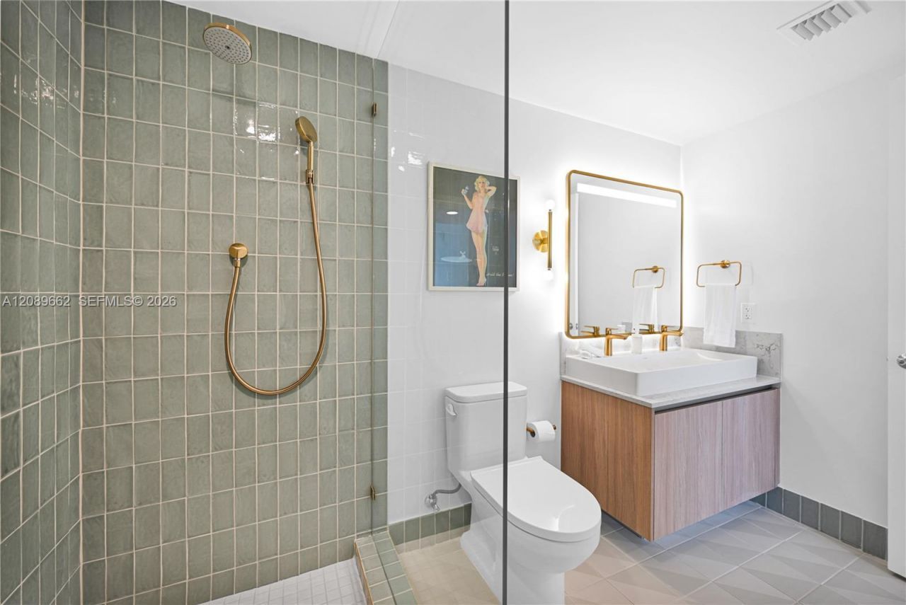 159 NE 6th St , Unit 3901, Miami, FL 33132 Photo