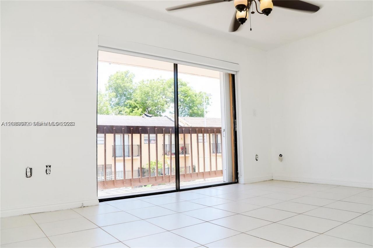 6335 SW 138th Ct , Unit 6335-1, Miami, FL 33183 Photo