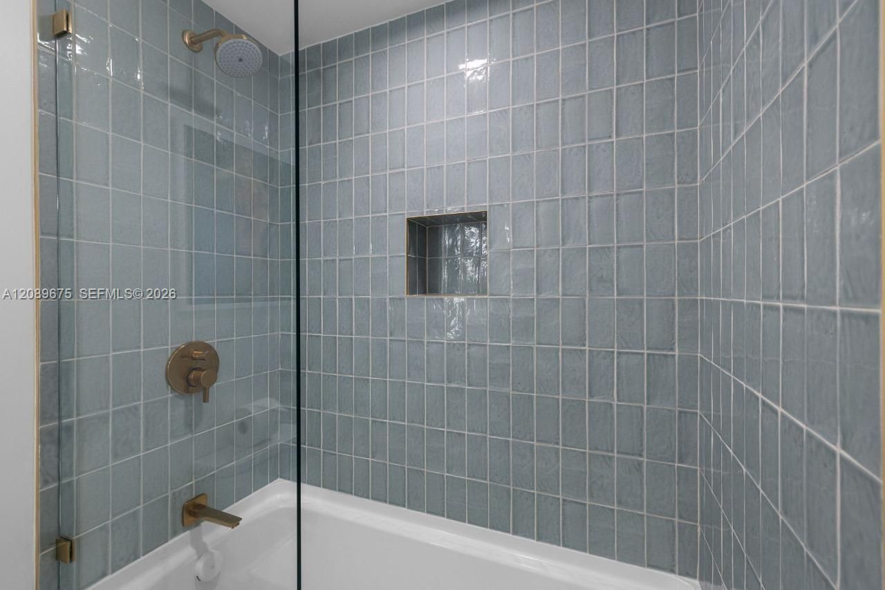 159 NE 6th St, Unit 3206, Miami, FL 33132 Photo
