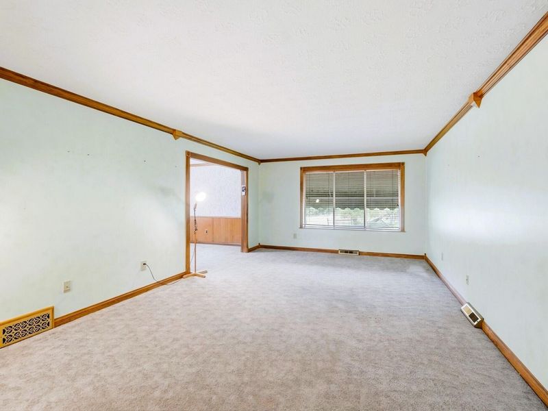 2351 S Linda Drive, Bellbrook, OH 45305 Photo 13
