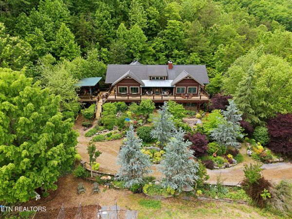1309 &1319 Licklog Hollow Rd, Sevierville, TN 37876