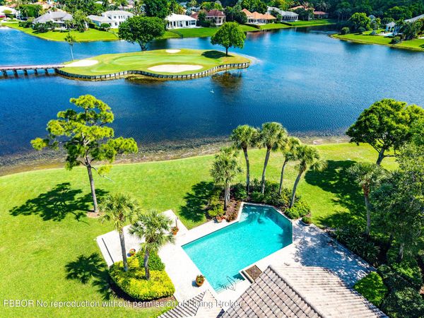 3566 Loire Lane, Palm Beach Gardens, FL 33410