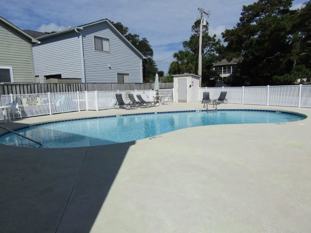 2202 Perrin Dr.  Photo 17