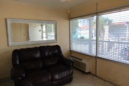 2202 Perrin Dr.  photo 4
