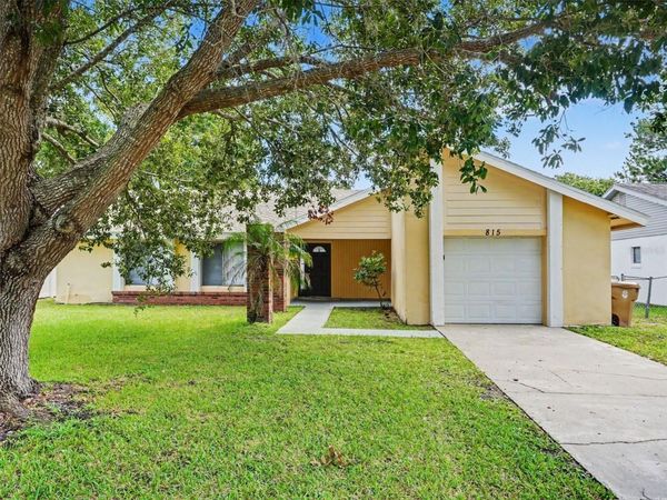 815 E FLAG LANE , KISSIMMEE, FL 34759