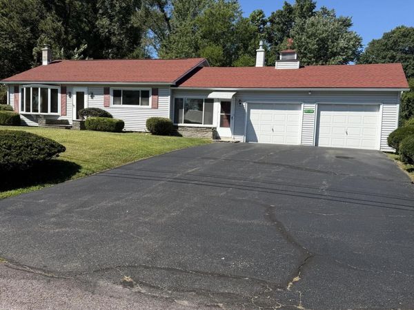 29 Maple Lane, Tunkhannock, PA 18657