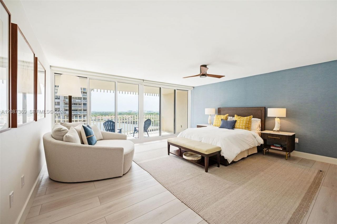 2 Grove Isle Dr, Unit B1402, Miami, FL 33133 Photo