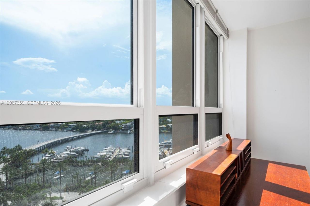 2 Grove Isle Dr, Unit B1402, Miami, FL 33133 Photo