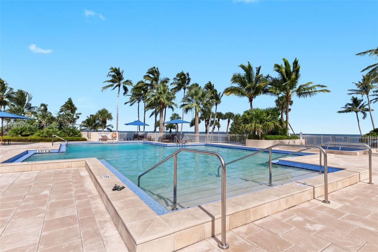 2 Grove Isle Dr, Unit B1402, Miami, FL 33133 Photo