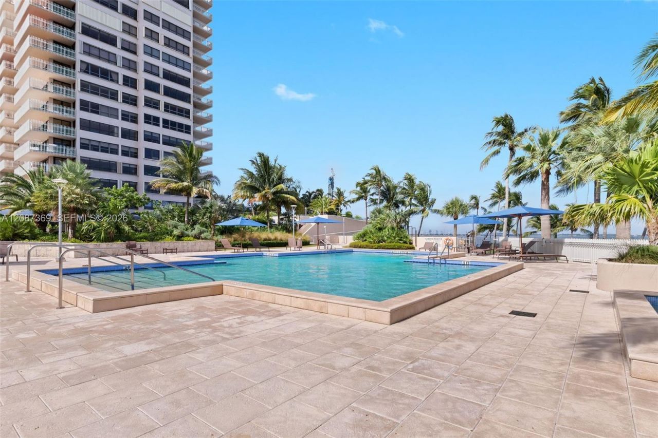 2 Grove Isle Dr, Unit B1402, Miami, FL 33133 Photo