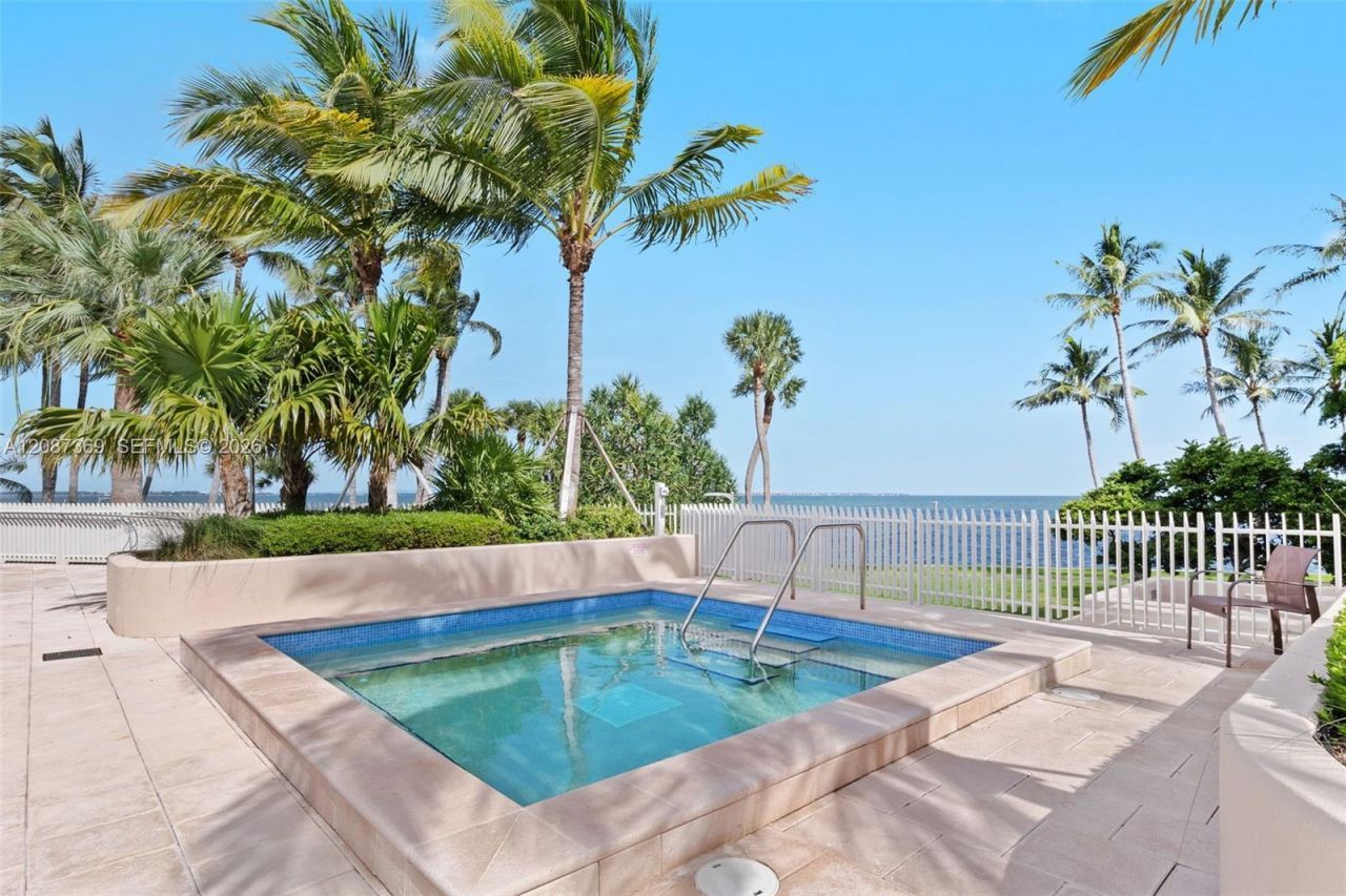 2 Grove Isle Dr, Unit B1402, Miami, FL 33133 Photo