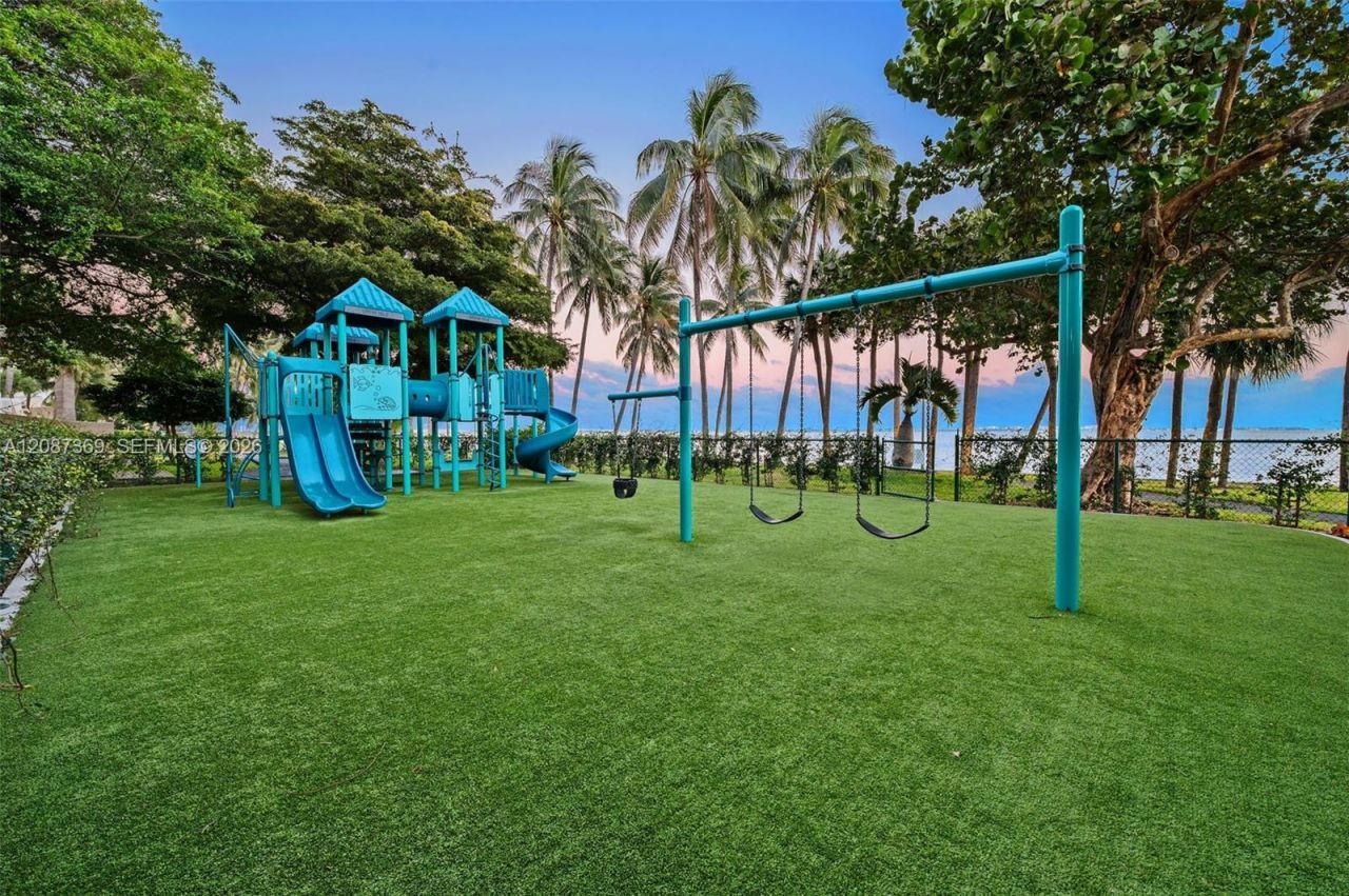2 Grove Isle Dr, Unit B1402, Miami, FL 33133 Photo