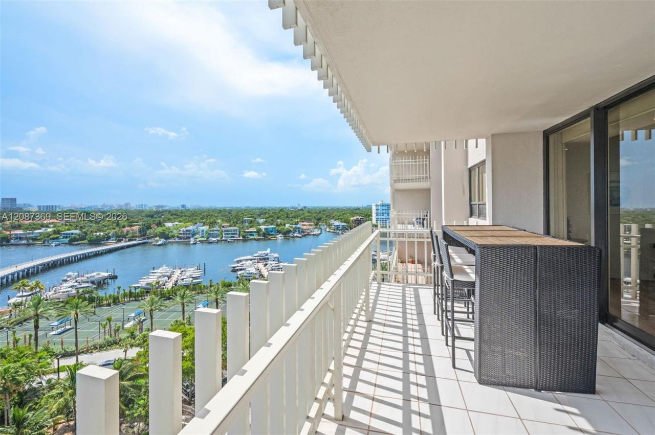 2 Grove Isle Dr, Unit B1402, Miami, FL 33133 Photo