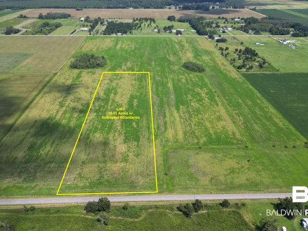 07 Comstock Road, Elberta, AL 36530