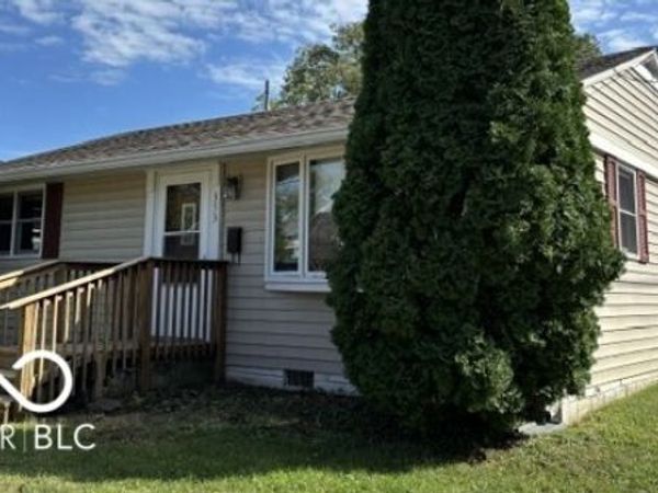 353 W Clinton Street , Danville, IN 46122
