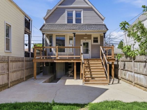 3726 W Mclean Avenue, Chicago, IL 60647