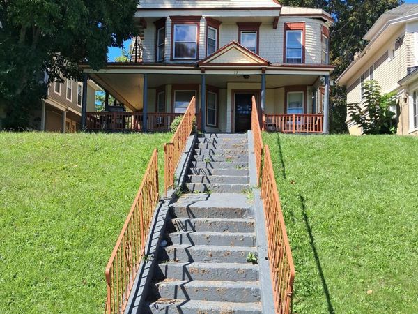 32 S Allen Street, Albany, NY 12208