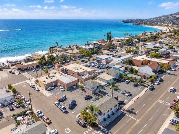 976 S Coast Highway, Unit A, Laguna Beach, CA 92651