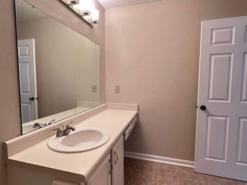 2688 Woodland Trail Drive, Columbus, OH 43231 Photo 18