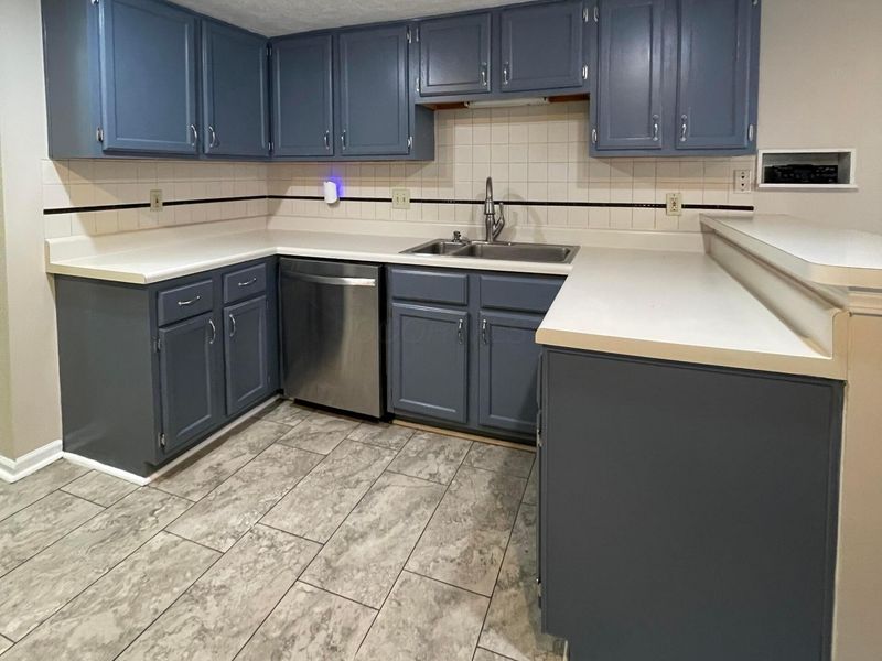 2688 Woodland Trail Drive, Columbus, OH 43231 Photo 5