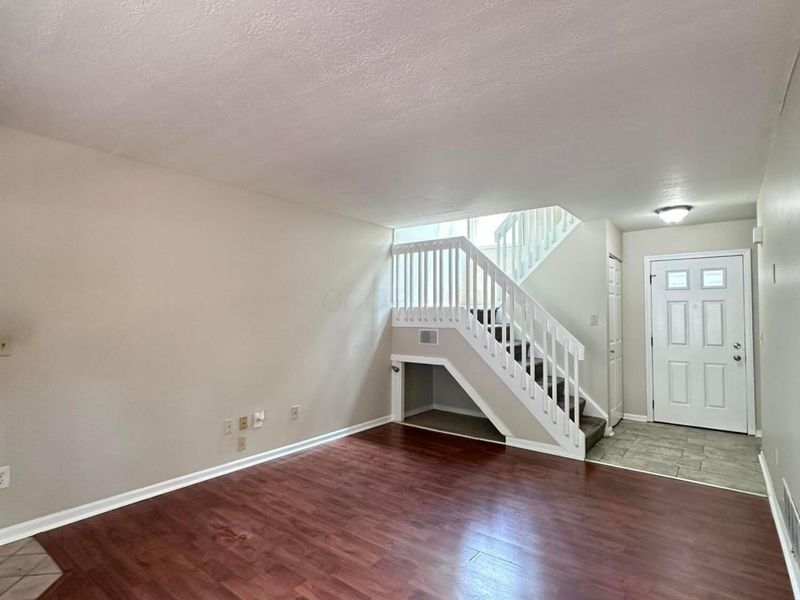 2688 Woodland Trail Drive, Columbus, OH 43231 Photo 8